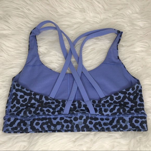 Lululemon Women’s Energy Bra Size 4 - Picture 2 of 6